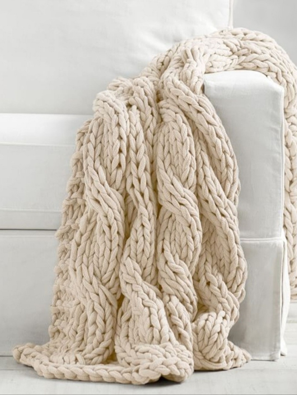 Pottery Barn Colossal Handknit Throw Chunky Knit Throw Blanket In Cream